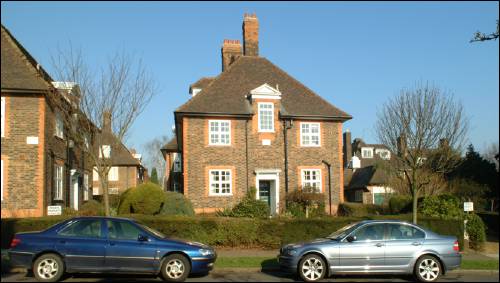 Bigwood Court j